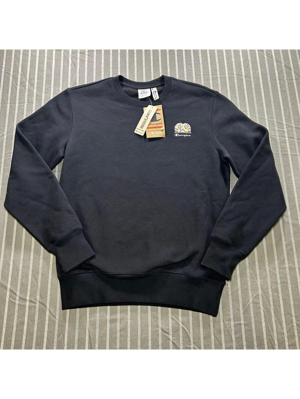 Champion crewneck sweatshirt with a small graphic logo Men's Small black NWT
